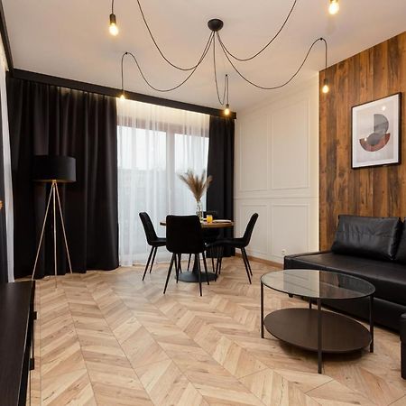 Awangarda Apartment Warsaw Ochota By Renters Prestige Экстерьер фото