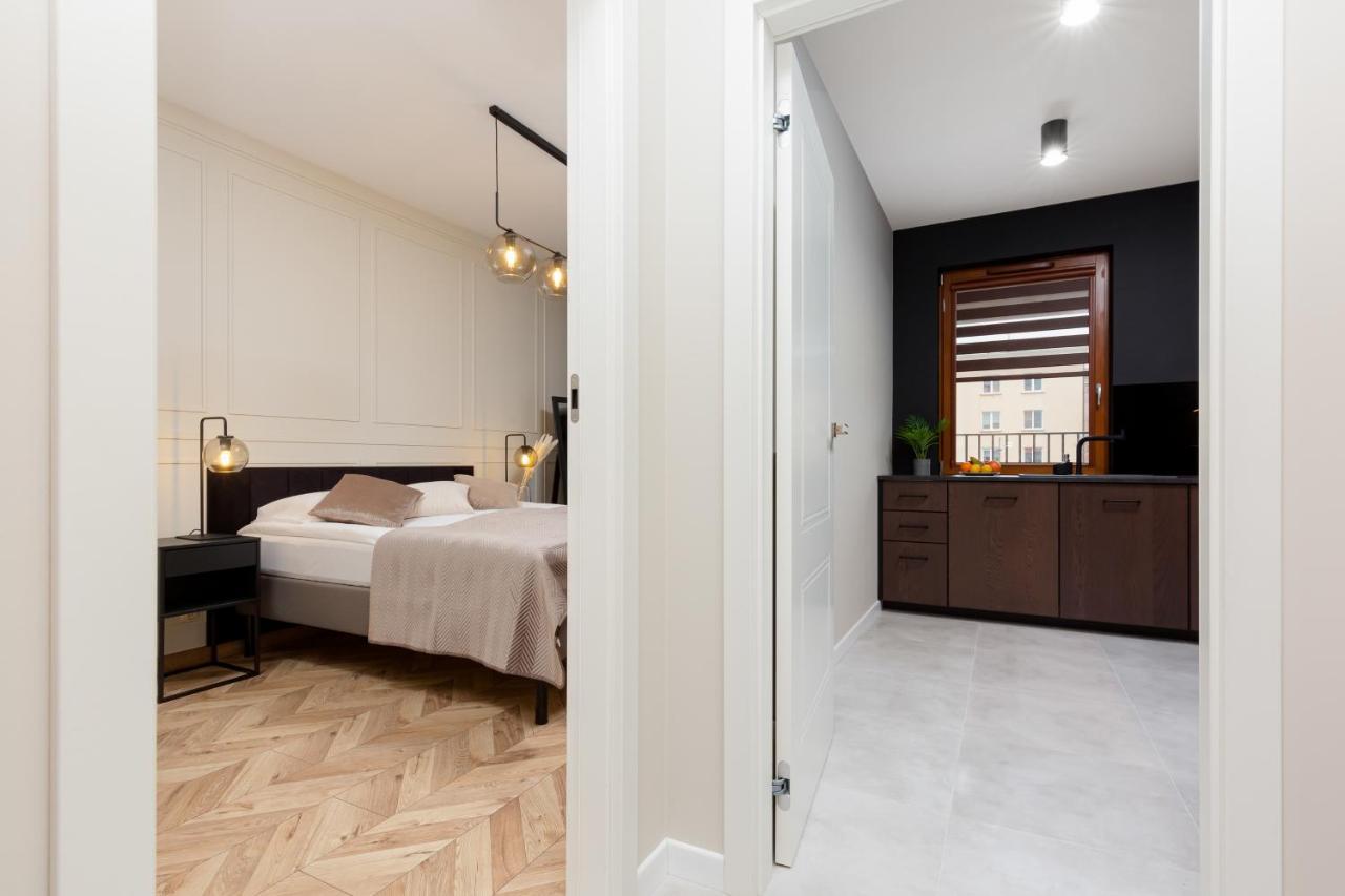 Awangarda Apartment Warsaw Ochota By Renters Prestige Экстерьер фото